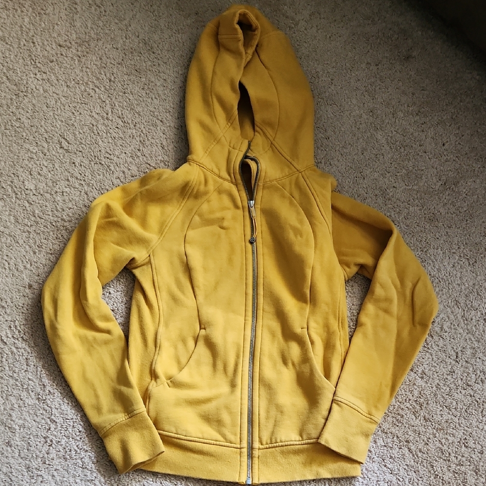 Lululemon Scuba Hoodie - Size 6 Gold